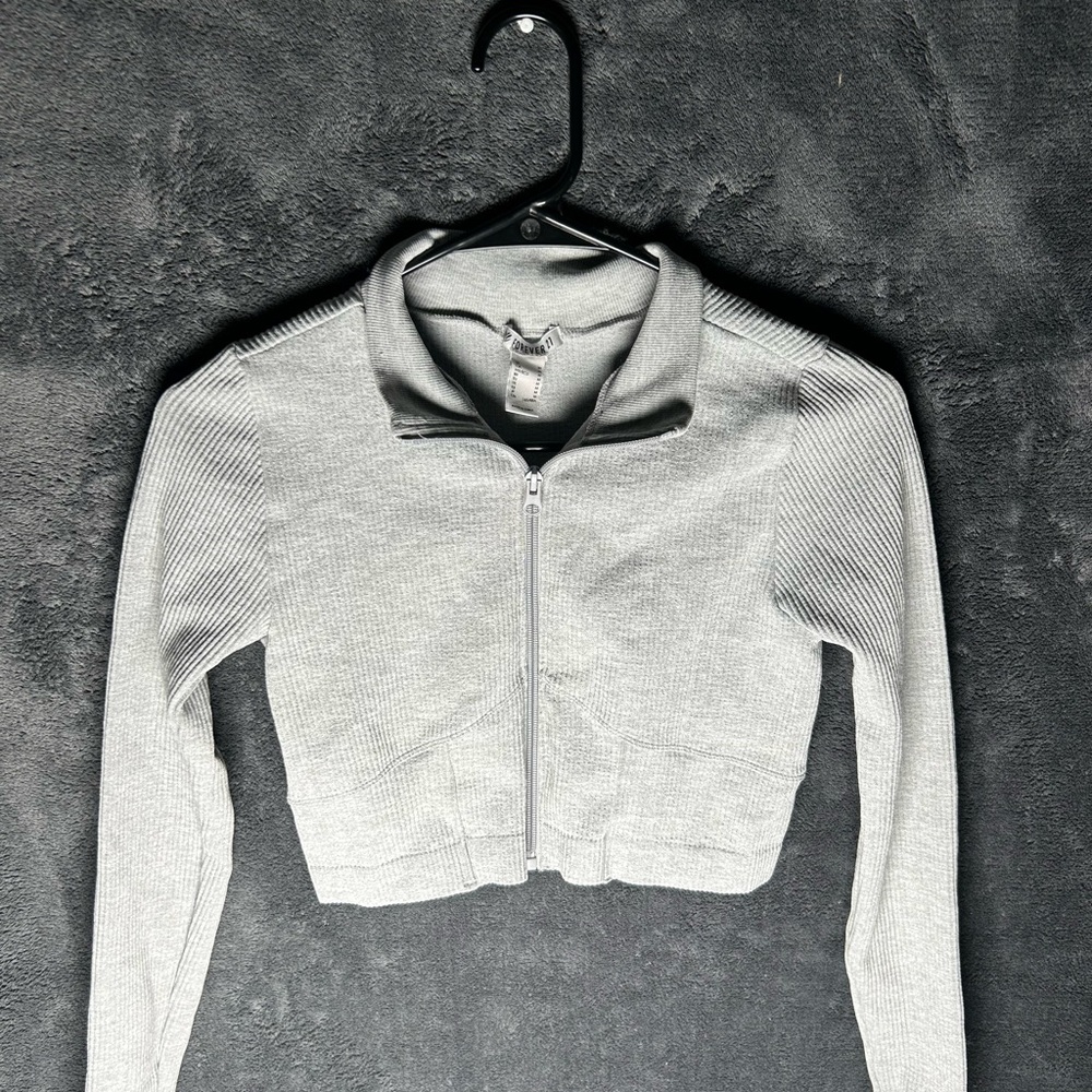 Forever 21 Light Gray Zip-Up Sweater
